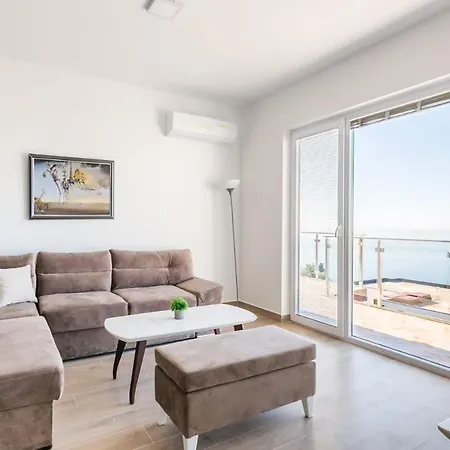 Green Hill Penthouse Budva