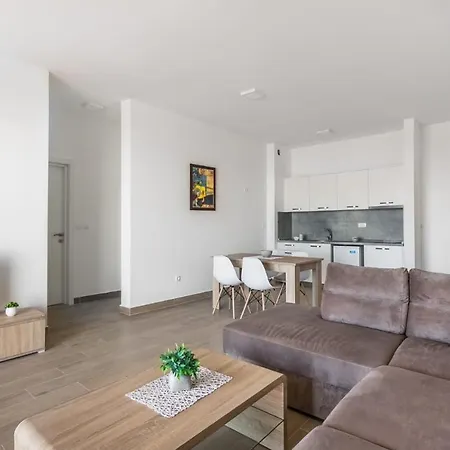 Apartment Green Hill Penthouse Budva