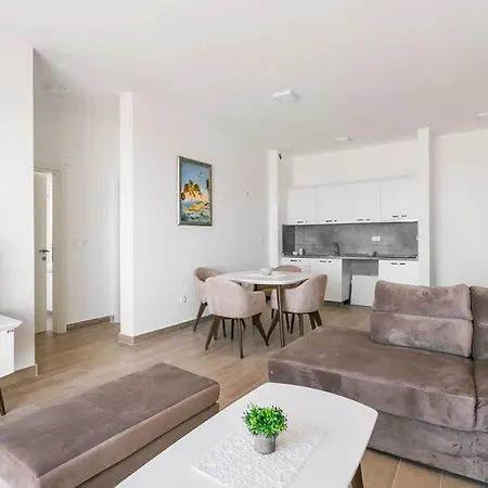 Green Hill Penthouse Budva